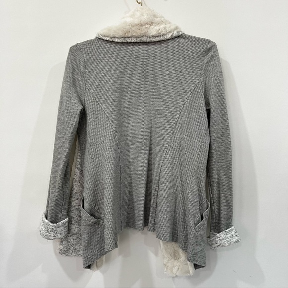 Anthropologie Ambrose Knit Jacket Gray Cream Cardigan Plush Collar Size Medium - Picture 7 of 10